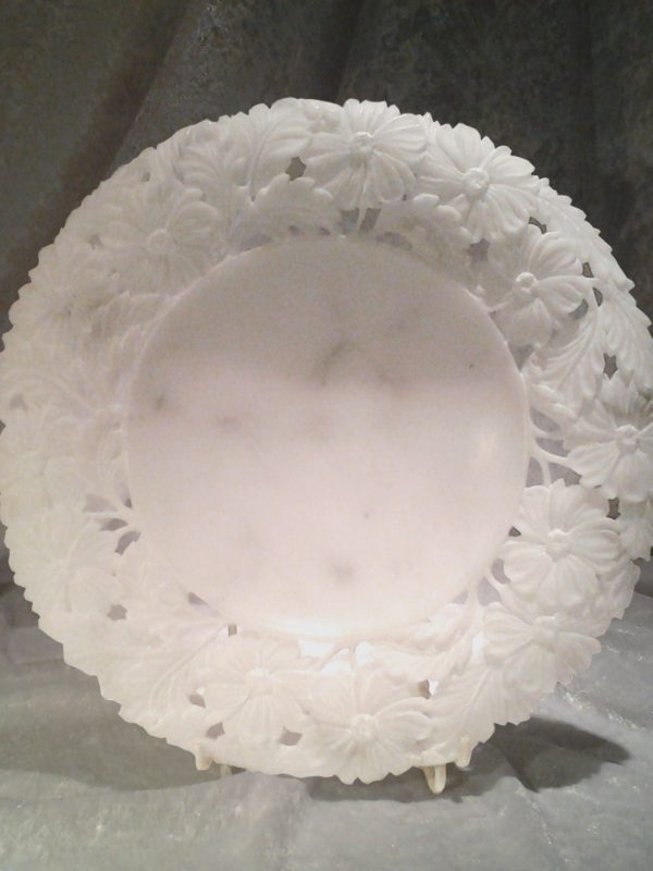 white-alabaster-floral-motif-plate