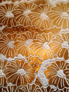 ornamental-agata-embroidered_alabaster-plate