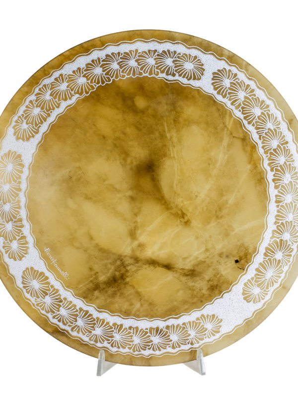 agata-alabaster-plate-with-daisies-fretworks